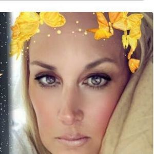 Meet your Posher, Toni